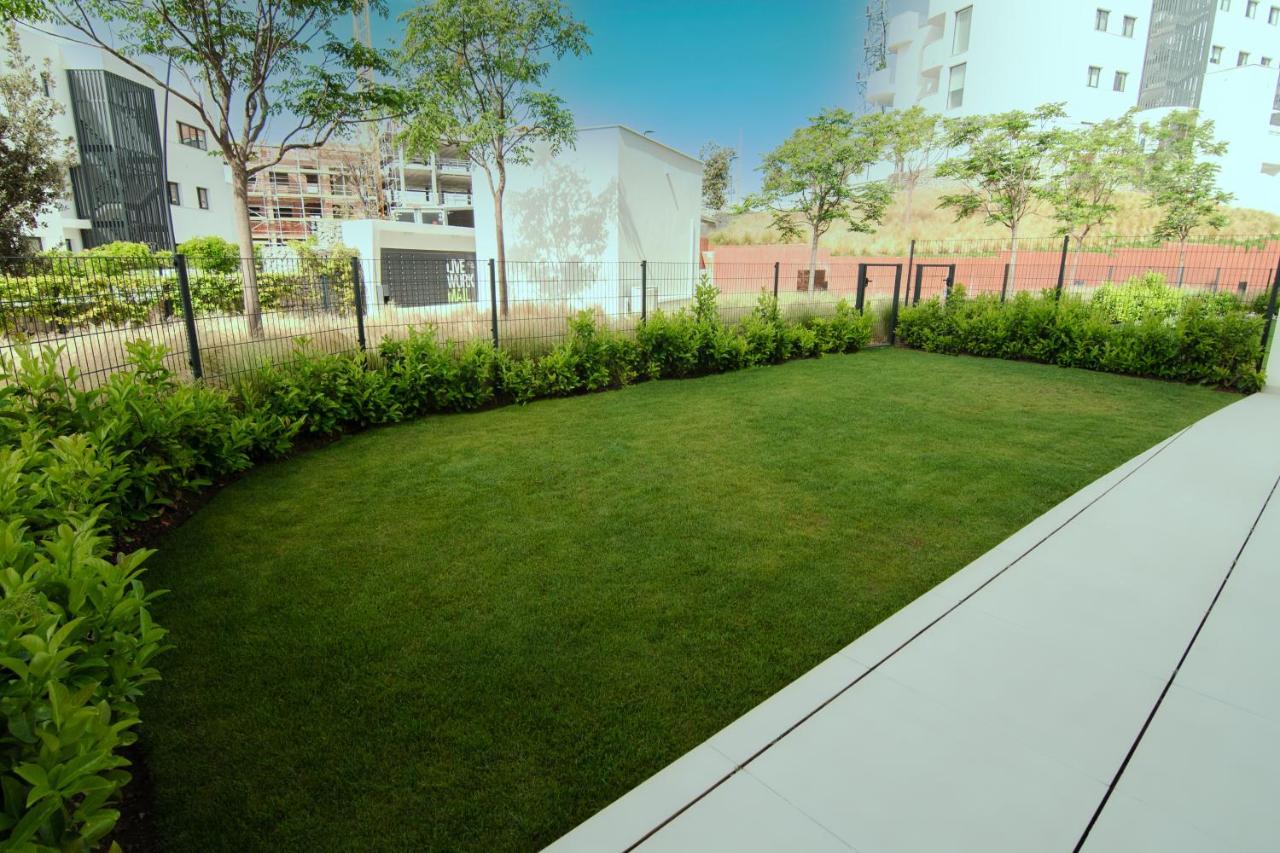 Mara's Higueron West - Like A House - 246 Square Meters Of Private Terrace & Garden - Morning And Evening Sun Leilighet *